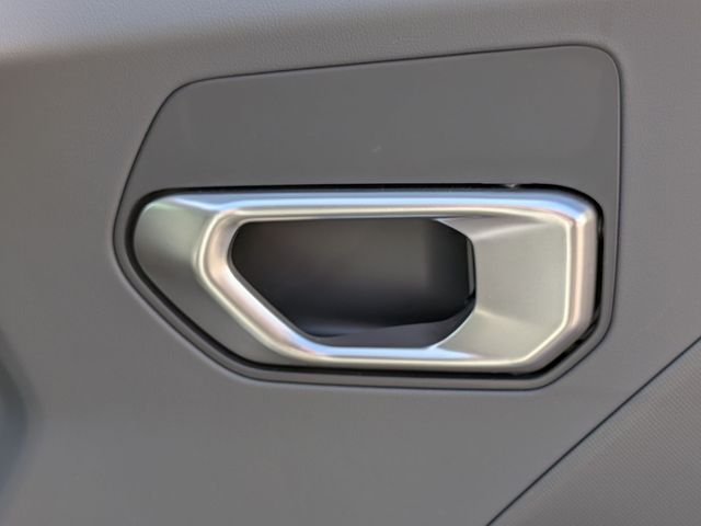 Certified Used 2025 White Kia LXS image 37