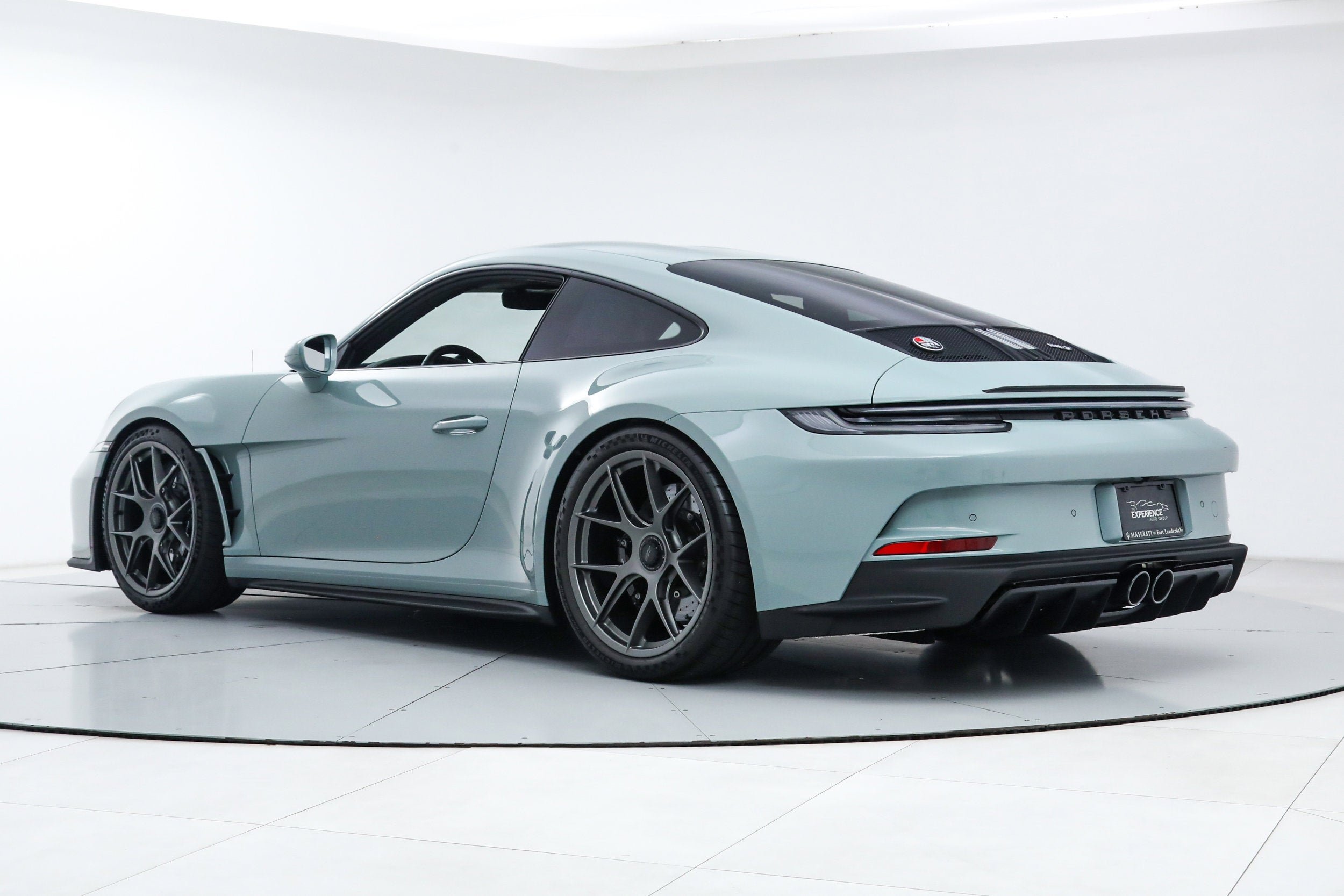 Used 2024 Green Porsche S/T image 3