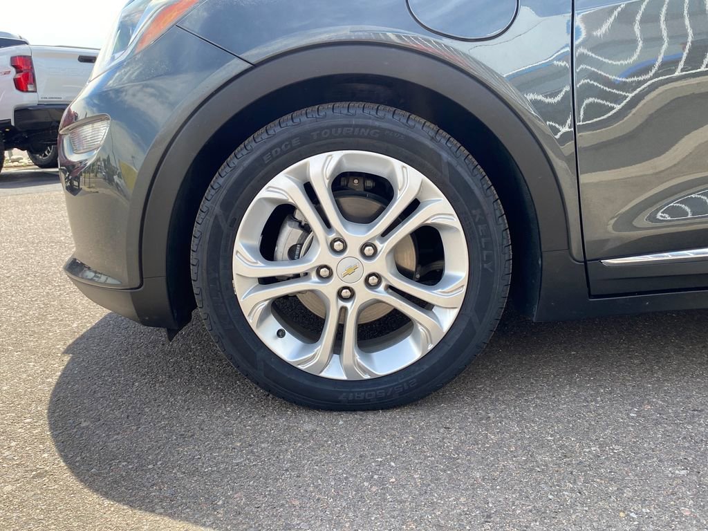 Used 2019 (Includes (TUS) Black grille.) Chevrolet LT image 26