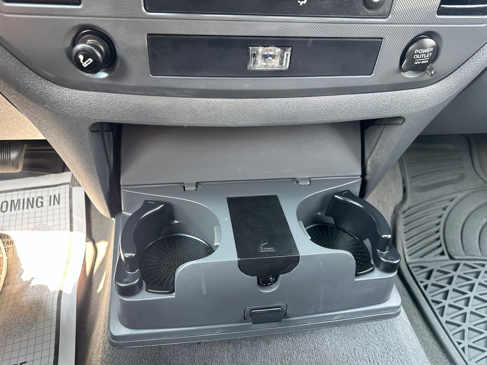 Used 2006 Black Dodge SLT image 50