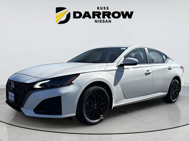 New 2026 Pearl White TriCoat Nissan 2.5 SV image 1