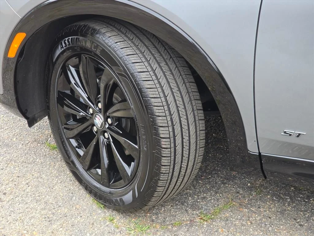 Used 2025 Gray Buick Sport Touring image 29
