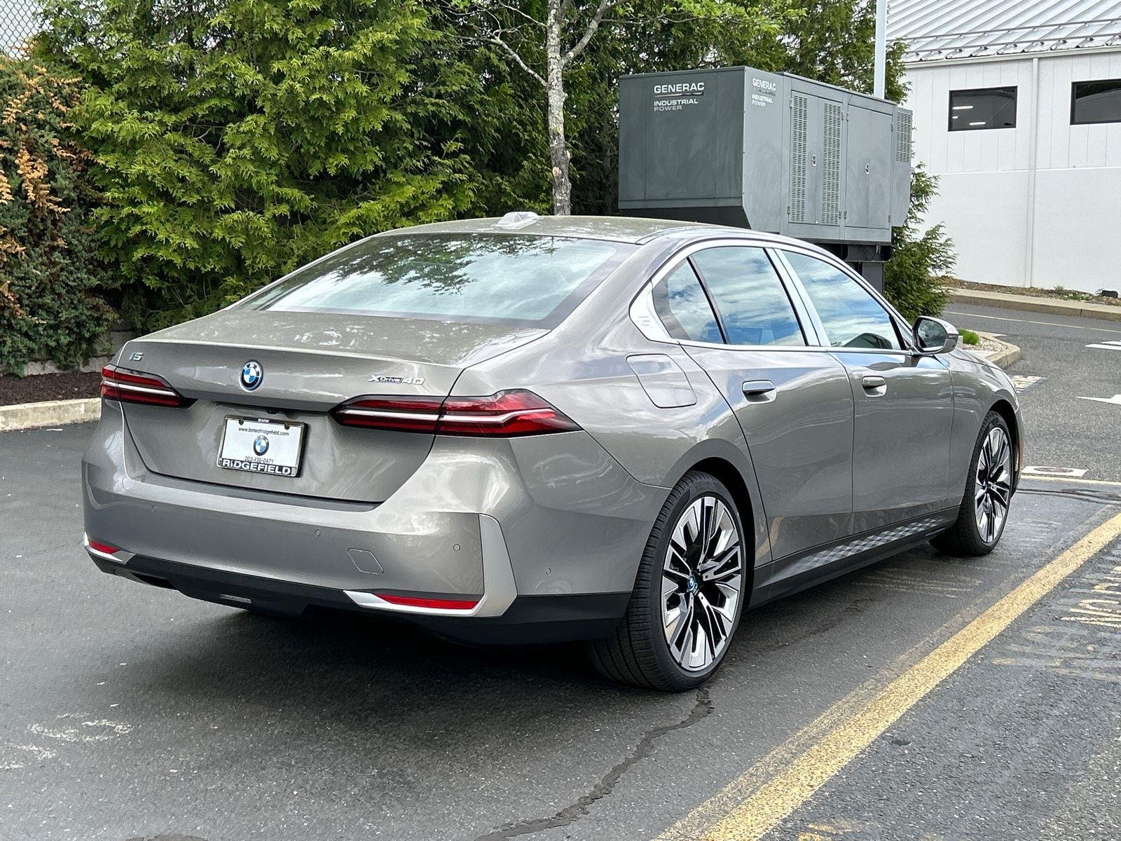 2025 Bmw i5 xDrive40 photo 2