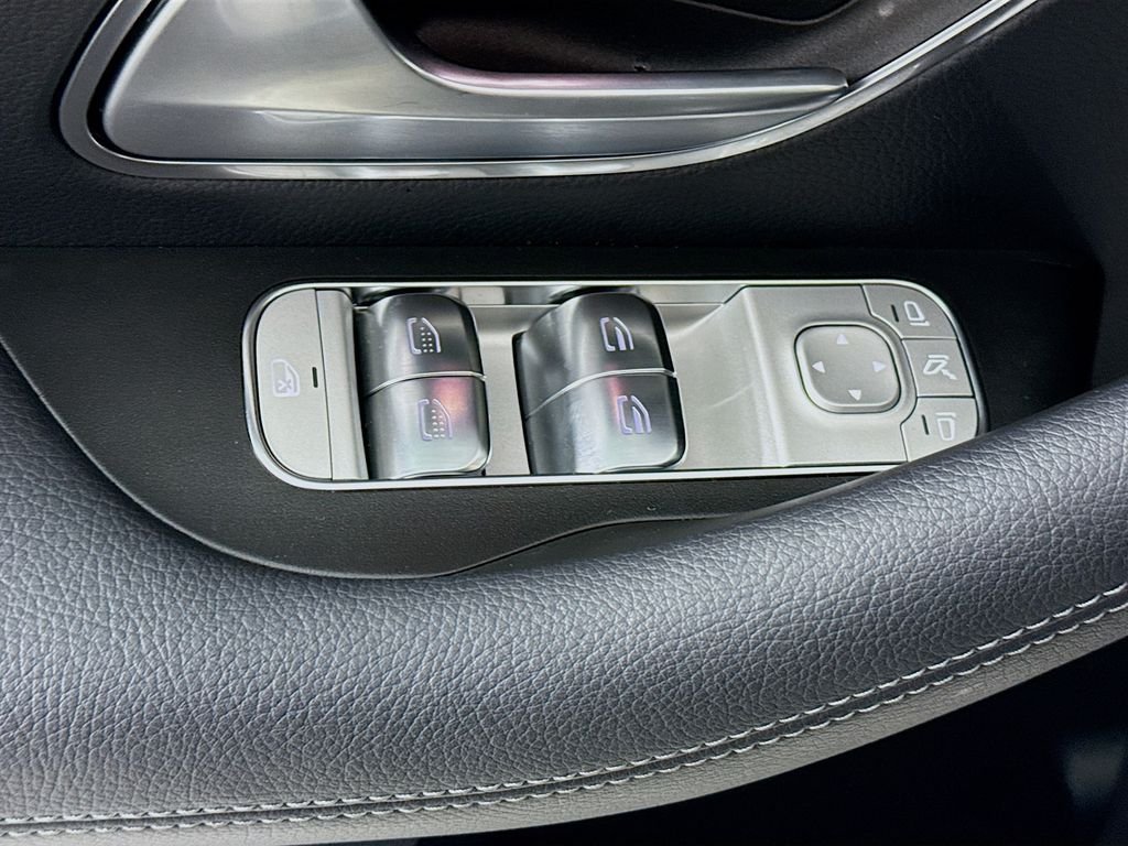 Used 2026 Black Mercedes-Benz GLE 450 image 19