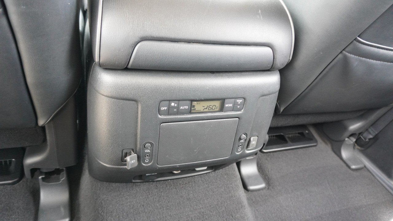 Used 2019 Blue INFINITI LUXE image 32