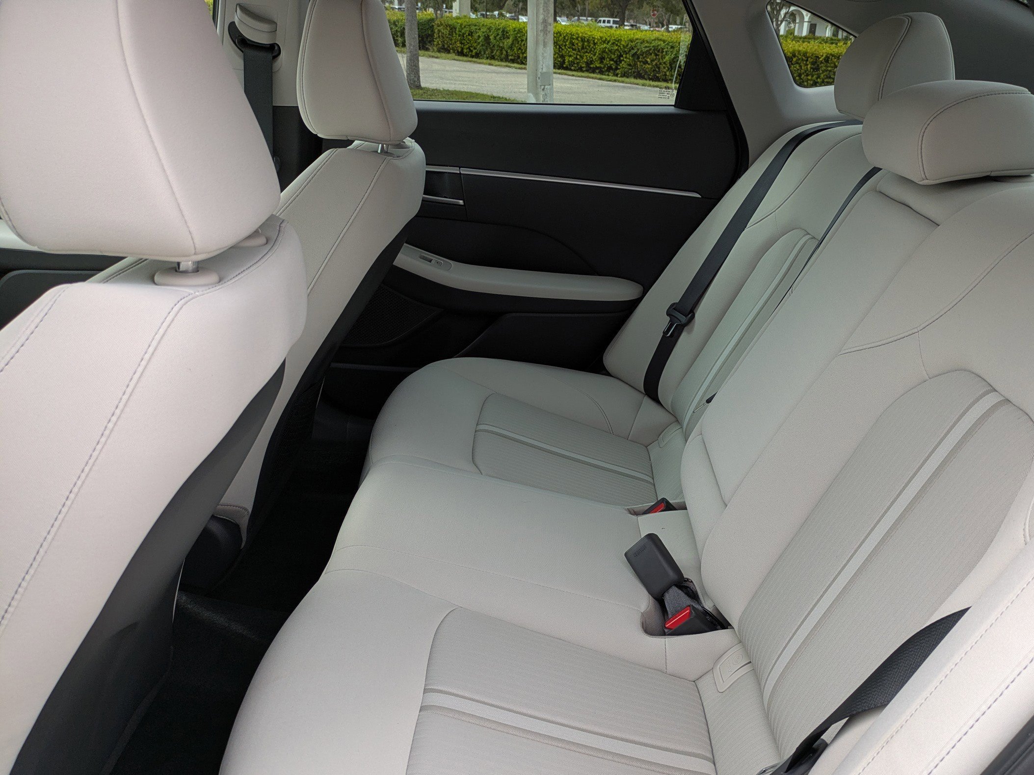 New 2025 Ultimate red Hyundai SEL image 15