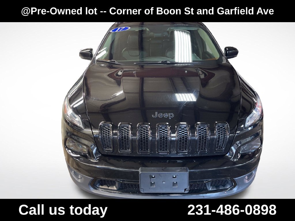 Used 2017 Black Jeep Limited image 8