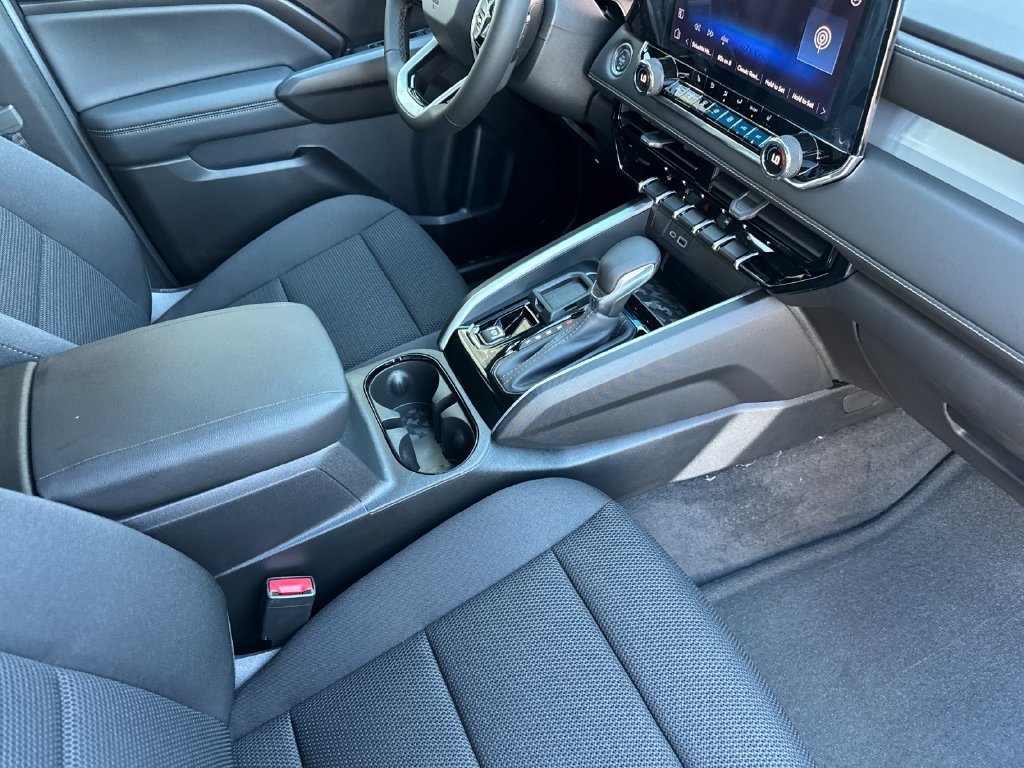 2026 Chevrolet Colorado LT - Photo 14