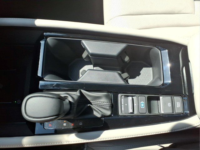 New 2026 Urban Gray Pearl Honda Touring image 23