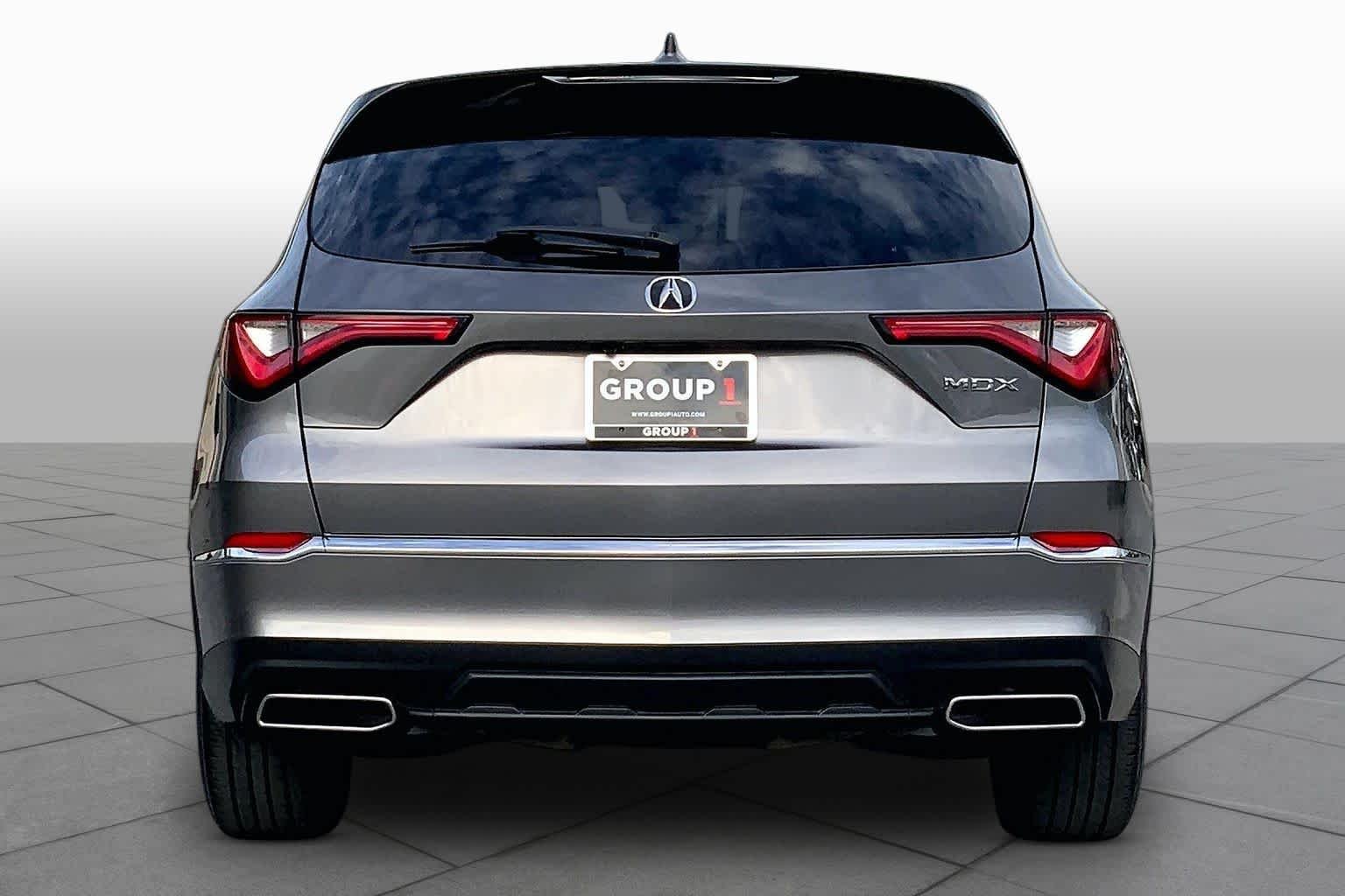 Used 2022 Liquid Carbon Metallic Acura  image 5