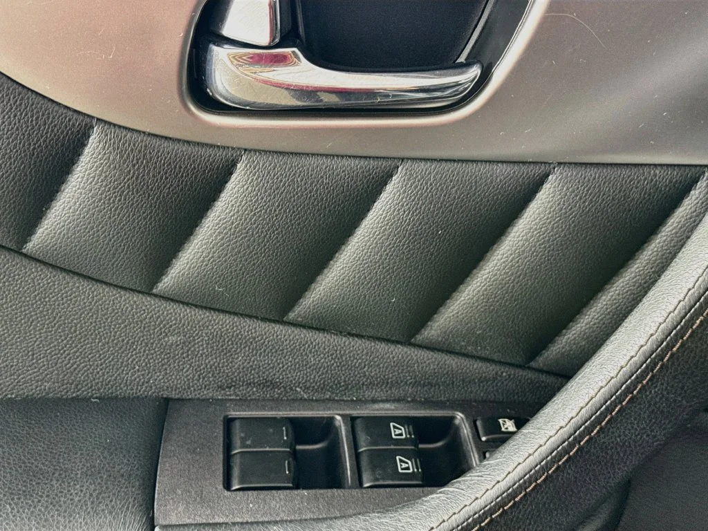 Used 2016 Silver INFINITI  image 21