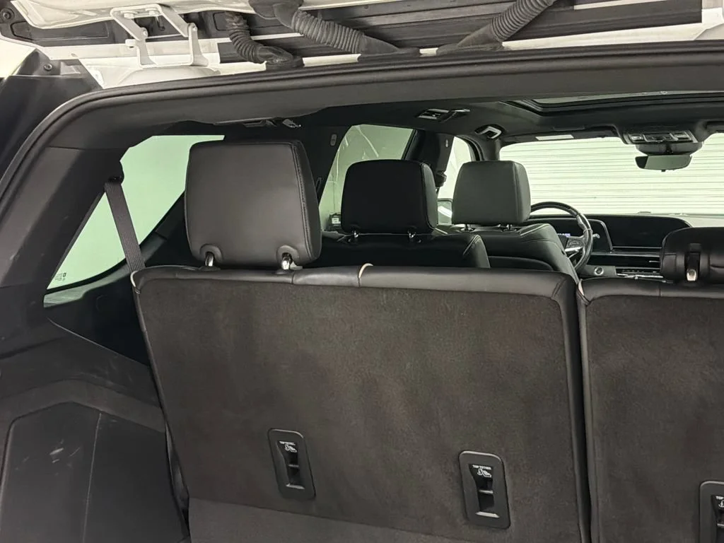2023 Cadillac Escalade Sport - Photo 19