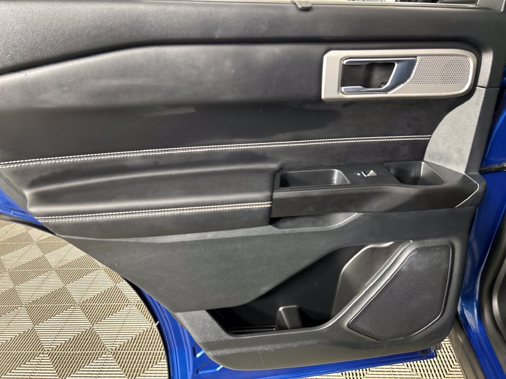 Used 2020 Blue Ford ST image 16