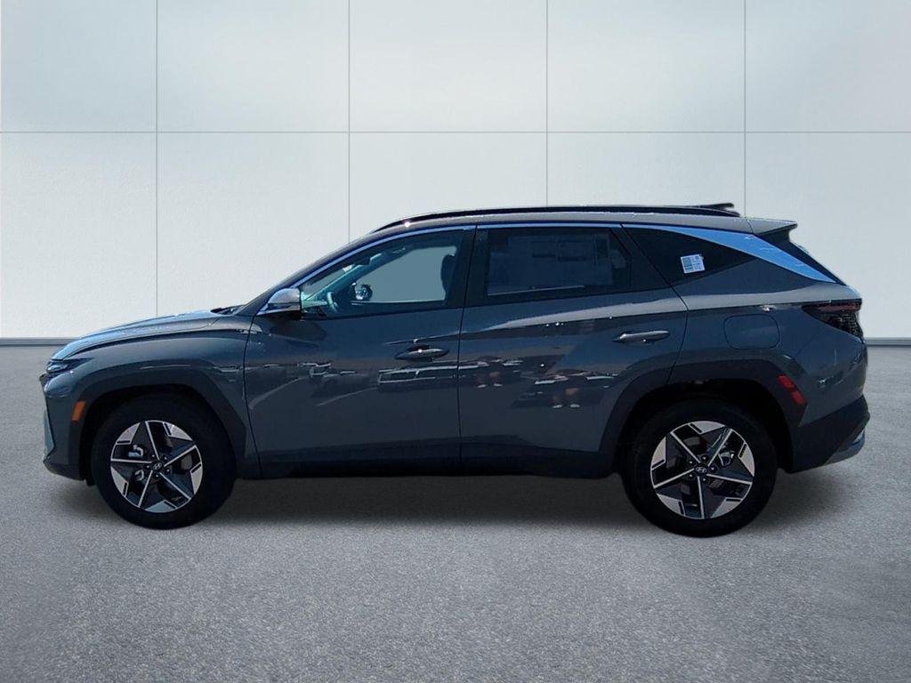 New 2026 Gray Hyundai SEL Premium FWD image 3