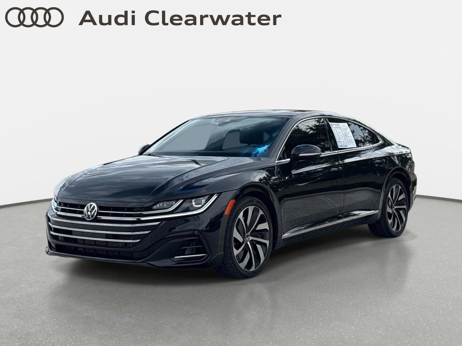 Used 2021 Deep Black Volkswagen SEL R-Line image 1