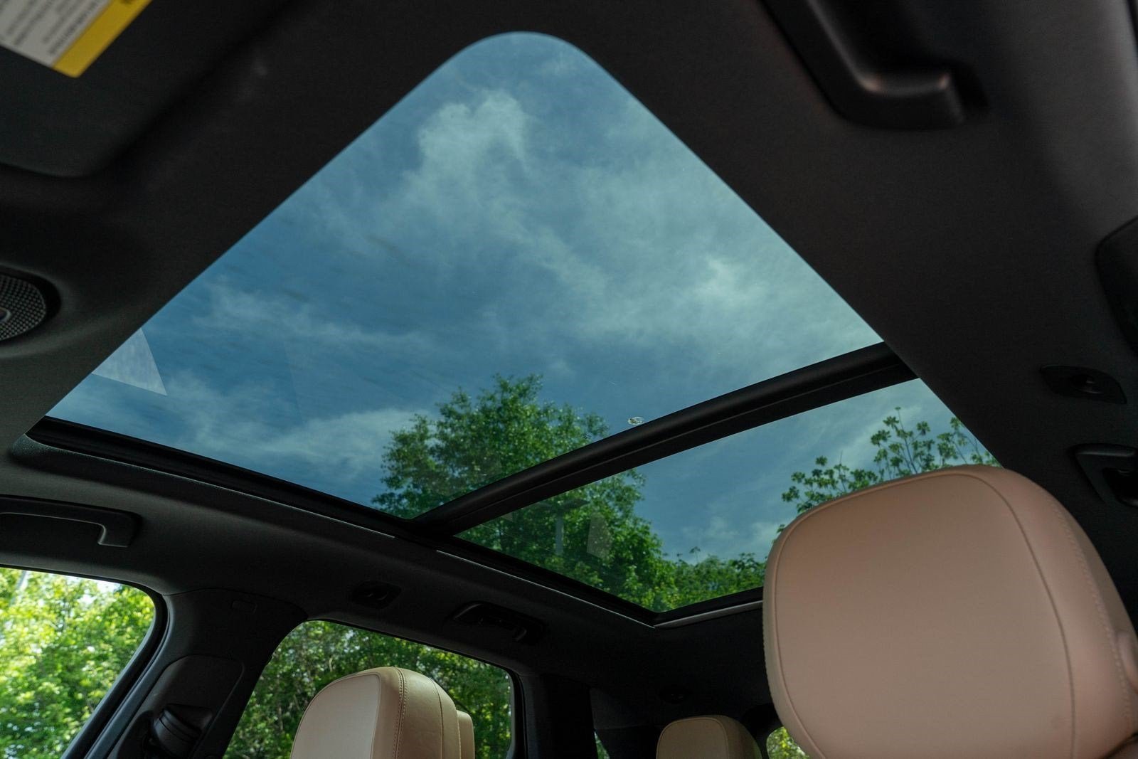 Used 2024 Black Porsche Base image 32