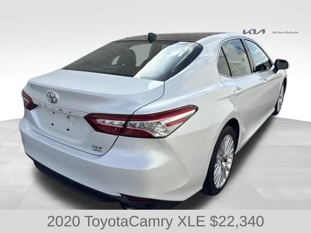 Used 2020 Pearl Toyota XLE image 8