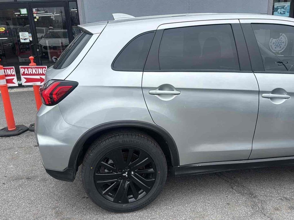Used 2024 Gray Mitsubishi 2.0 LE image 10