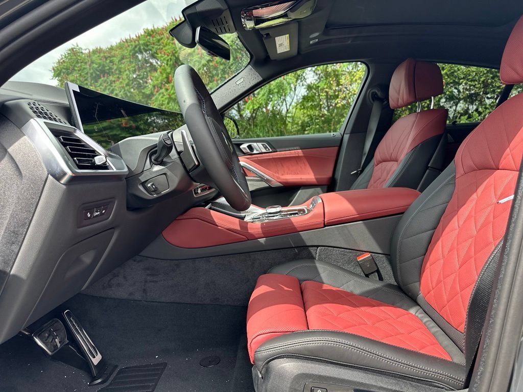 New 2027 Dravit Grey Metallic BMW M60i image 14