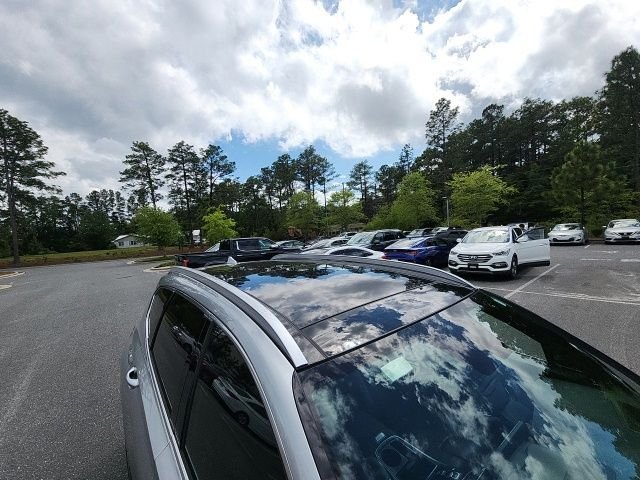 Used 2023 Silver Hyundai Calligraphy image 22