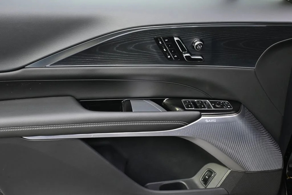 2026 Cadillac LYRIQ Premium Luxury - Photo 22