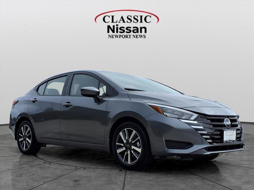 2025 Nissan Versa 1.6 SV CVT's photo