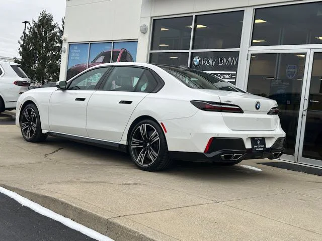 Certified Used 2023 Alpine White BMW 760i xDrive image 9