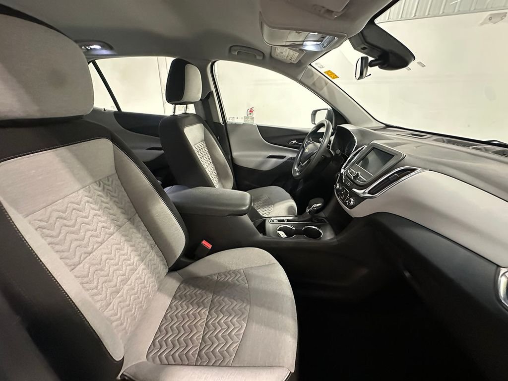 Used 2024 White Chevrolet LS image 25