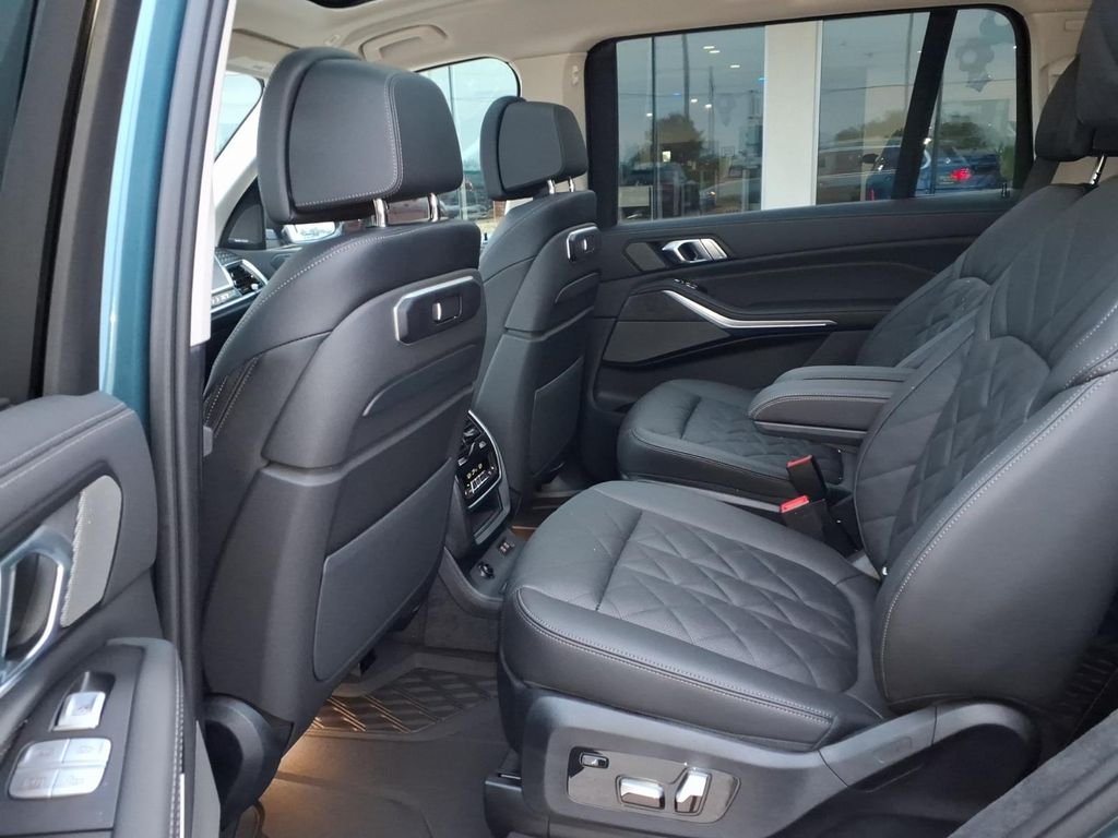 New 2027 Blue Ridge Mountain Metallic BMW xDrive40i image 5