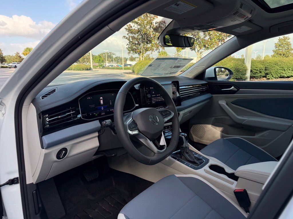 New 2026 Opal White Pearl Volkswagen 1.5T SE image 10