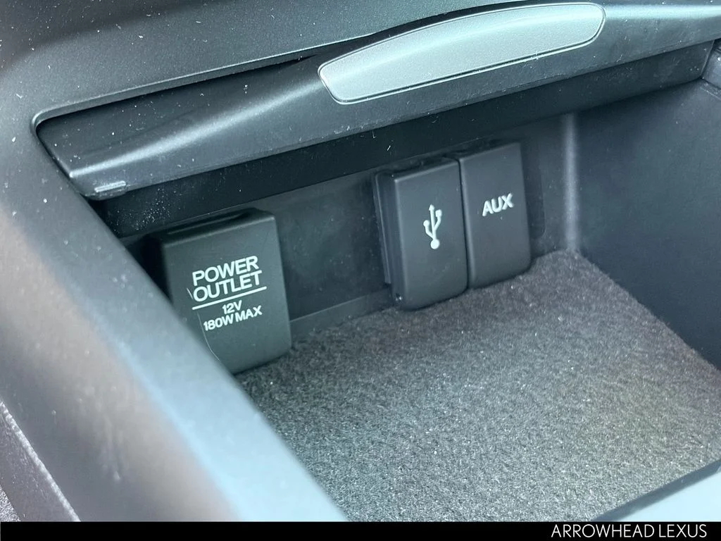 Used 2017 Gray Acura AcuraWatch Plus Package image 28