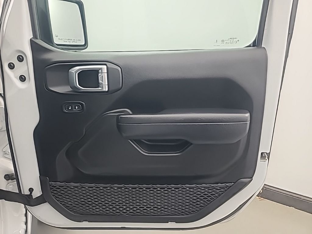 2025 Jeep Wrangler 4-Door Rubicon - Photo 14