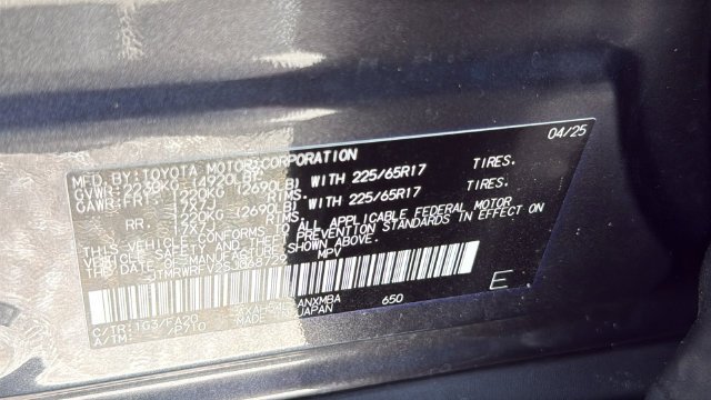 Used 2025 Magnetic Gray Metallic Toyota XLE image 28