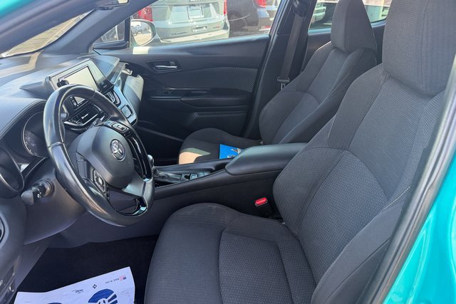 Used 2018 Teal Green Toyota XLE image 10