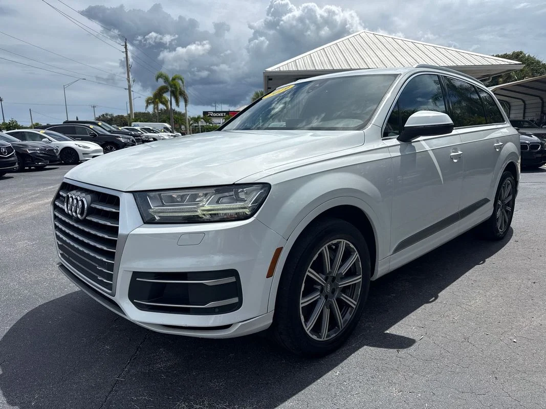 2019 Audi Q7 Premium Plus AWD photo