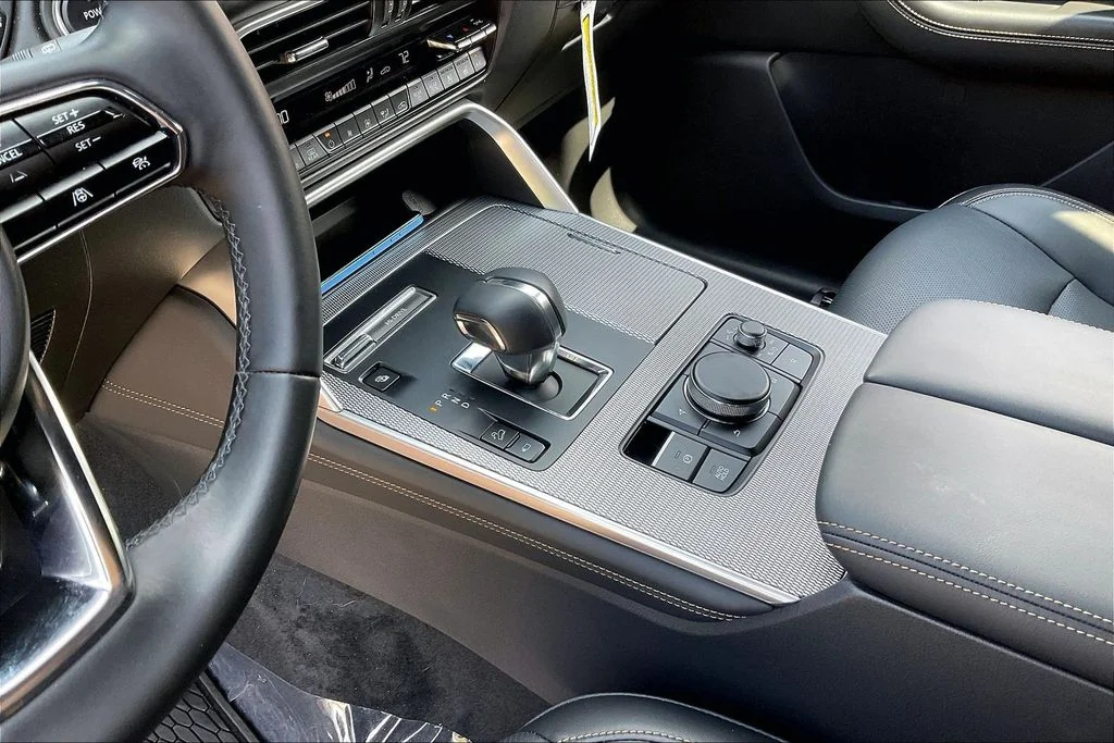 2025 Mazda CX-70 Premium Plus Package - Photo 17
