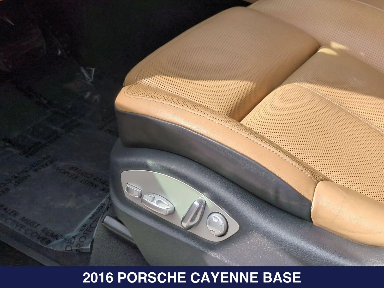 Used 2016 Brown Porsche Base image 15