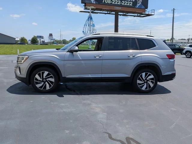 Used 2024 Silver Volkswagen 2.0T SEL image 4