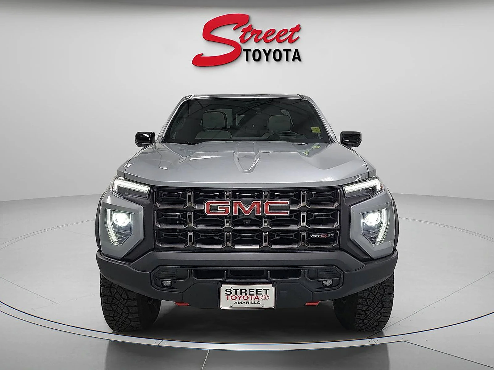 Used 2024 Sterling Metallic GMC 4WD AT4X image 6