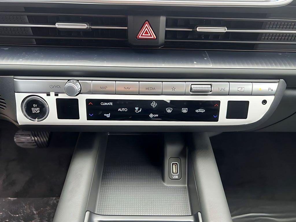 New 2025 Red Hyundai SE image 20
