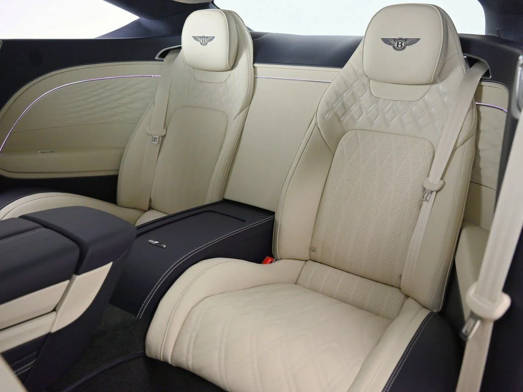 New 2026 Dark Sapphire Bentley  image 11