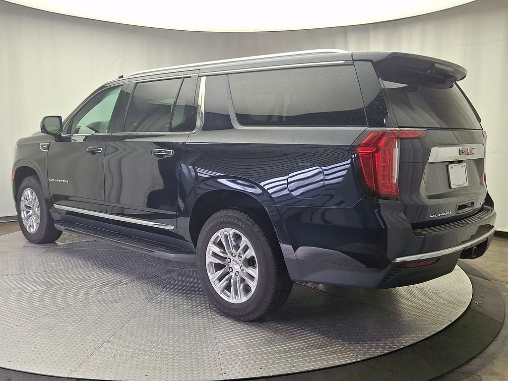 Used 2021 Midnight Blue Metallic GMC SLT image 5