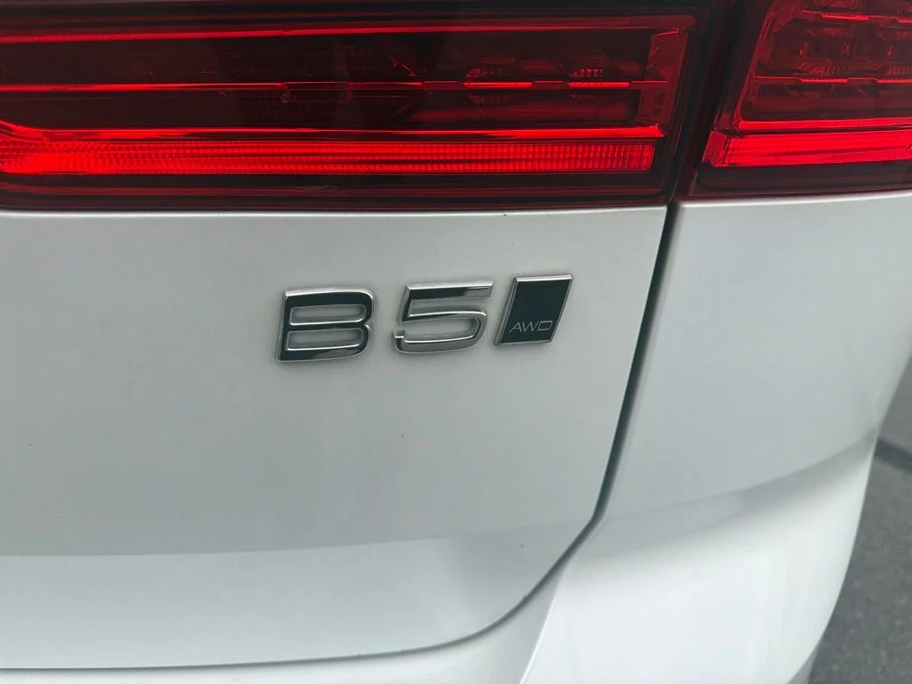 Certified Used 2023 White Volvo B5 Plus Bright Theme image 4