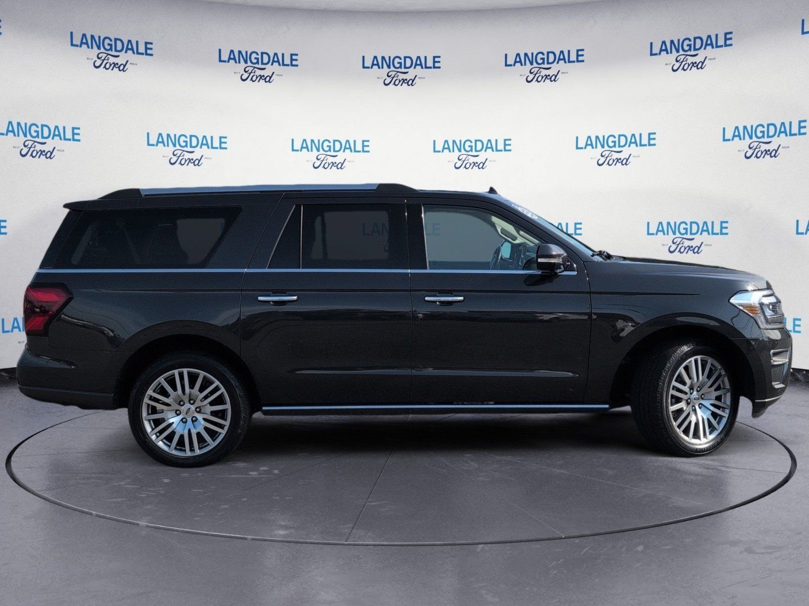 Used 2023 Dark Matter Metallic Ford Limited image 3