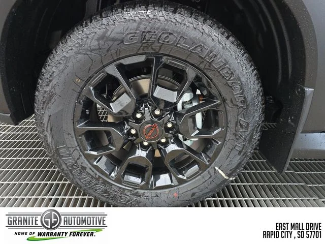 2026 Nissan Armada PRO-4X - Photo 12