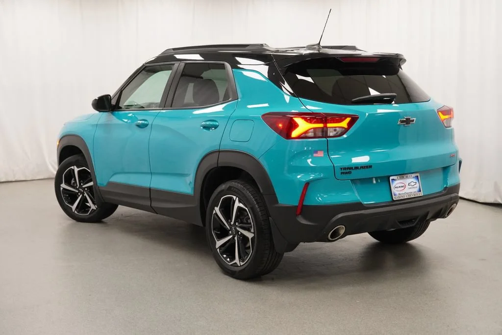 Certified Used 2022 OASIS BLUE Chevrolet RS image 4