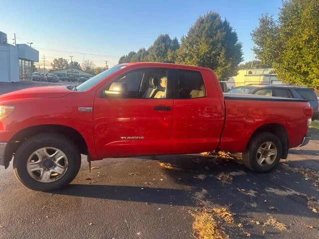 Used 2012 Red Toyota Grade image 4