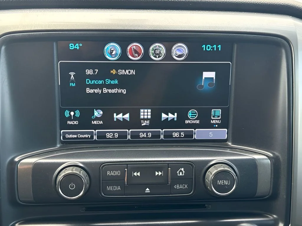 Used 2018 White Chevrolet LT image 8