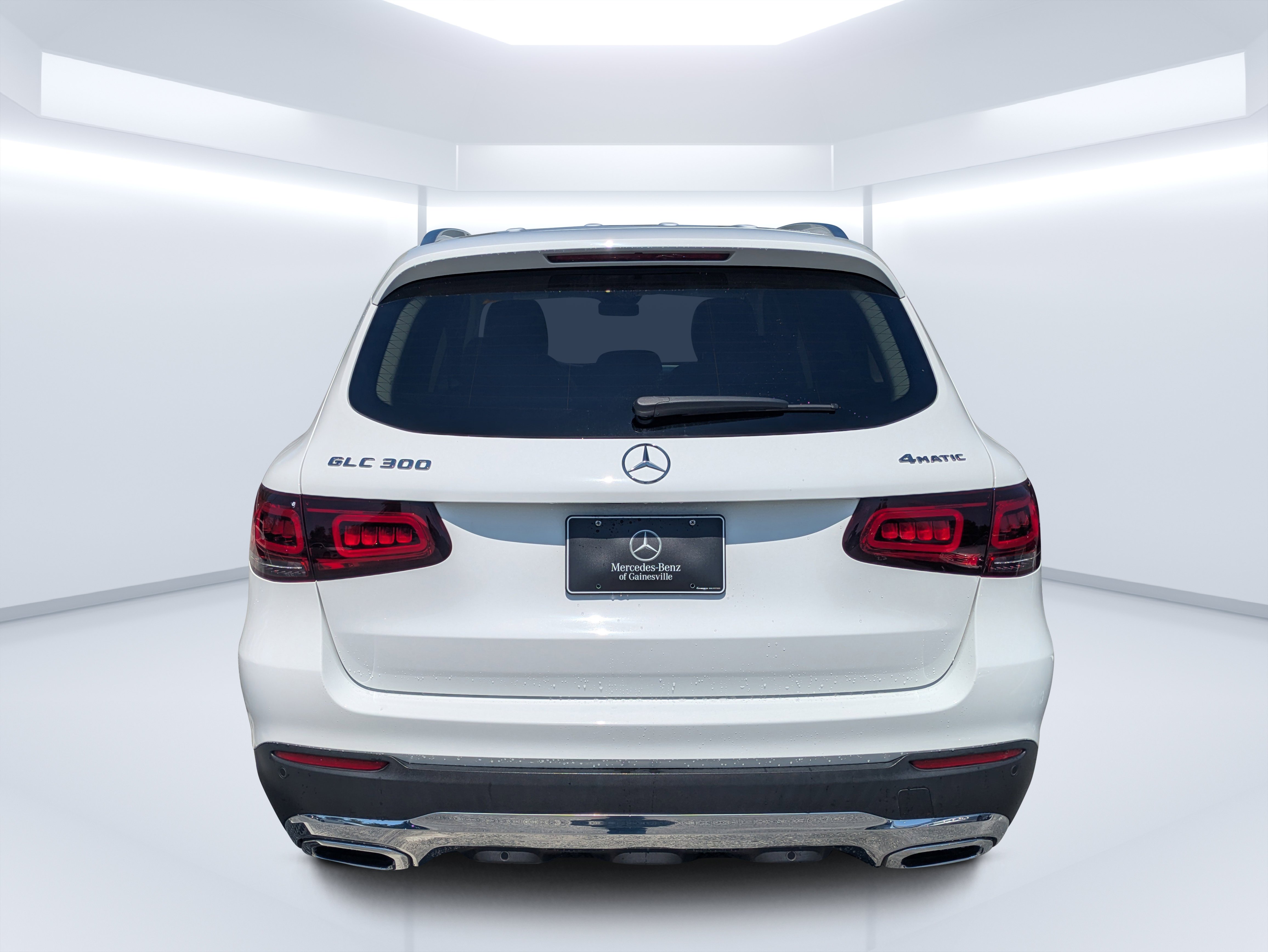 Used 2022 Polar White Mercedes-Benz GLC 300 image 4