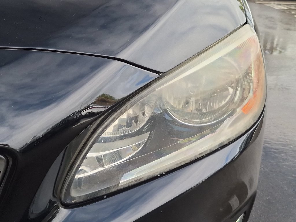 Used 2015 Black / Stone Volvo T6 image 24